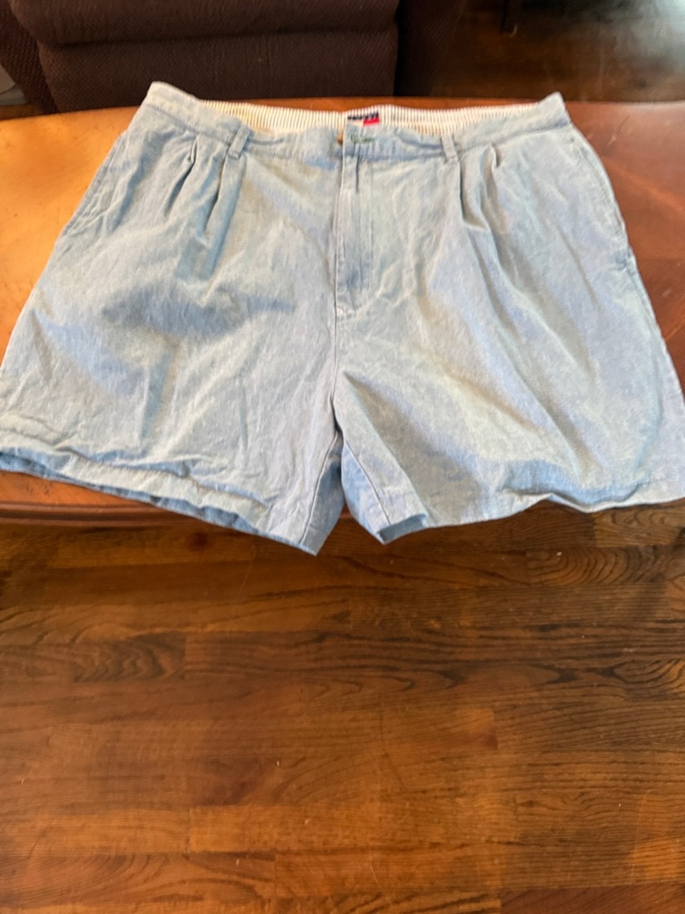 Tommy Hilfiger Men’s Shorts Vintage 1990’s Size 42 Light Blue 100% Cotton